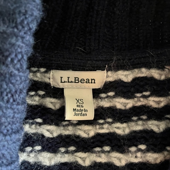 L.L. Bean Classic Ragg Wool Sweater, Cardigan Bird's-Eye Navy and White - Picture 6 of 7